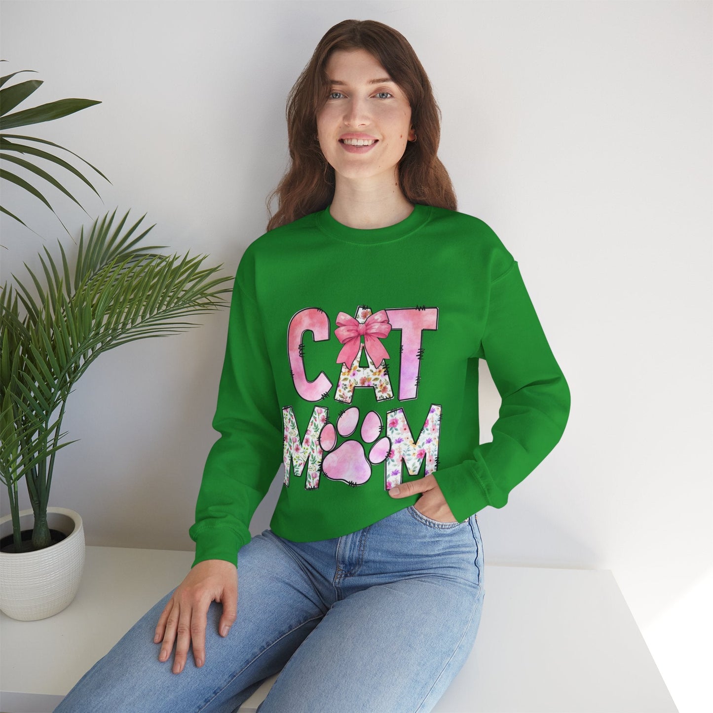 Cat Mom Floral Crewneck Sweatshirt - Perfect Gift for Cat Lovers
