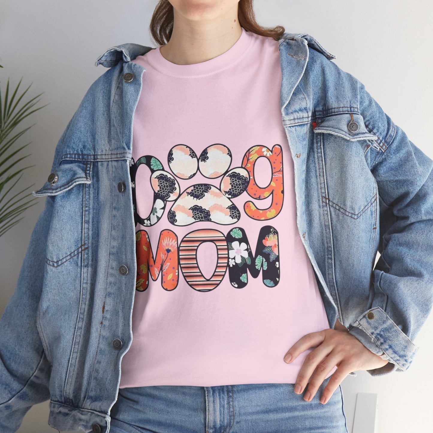 Dog Mom Unisex Heavy Cotton Tee – Perfect Gift for Pet Lovers