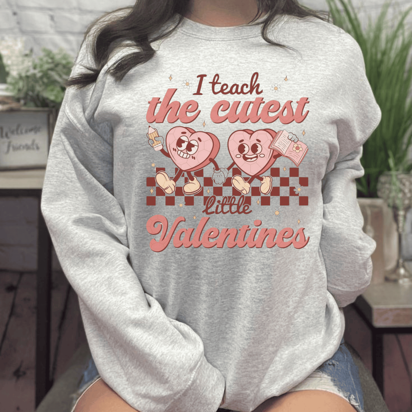 I Teach The Cutest Little Valentines Sweatshirt – Cozy Retro Heart Design Valentine’s Day Love Gift for Teachers