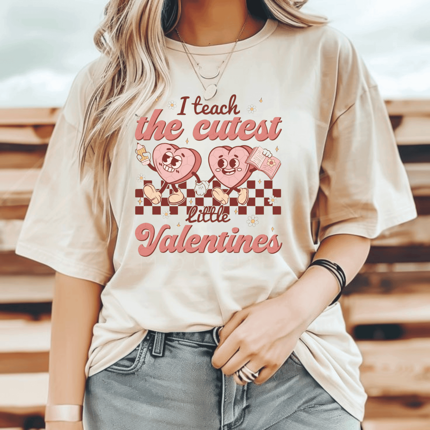 I Teach The Cutest Little Valentines T-Shirt – Retro Heart Design Valentine’s Day Love Gift for Teachers