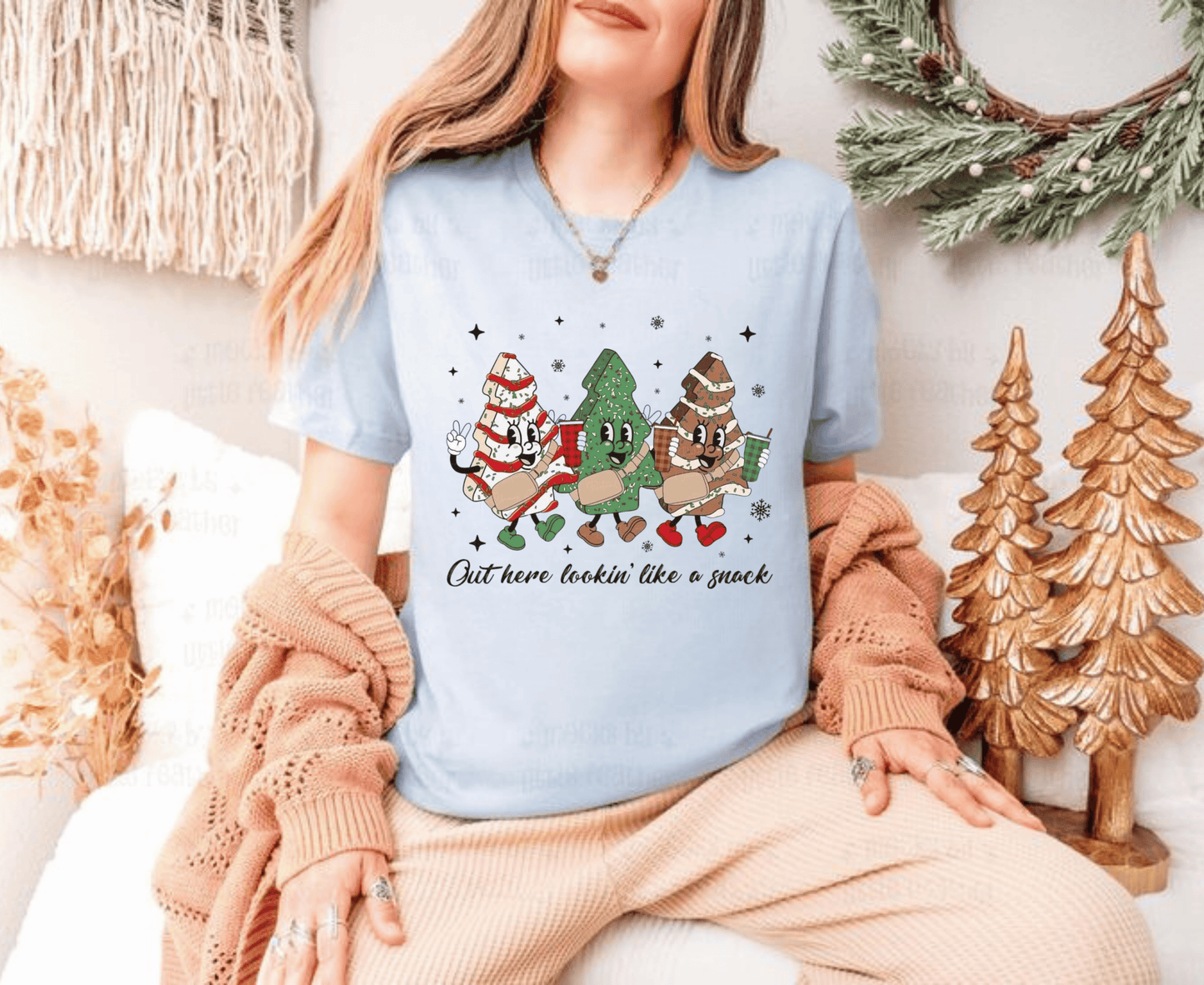 Out Here Looking Like a Snack Shirt – Fun holiday tee with a festive Christmas design, perfect for confident snack lovers & Christmas gifting.